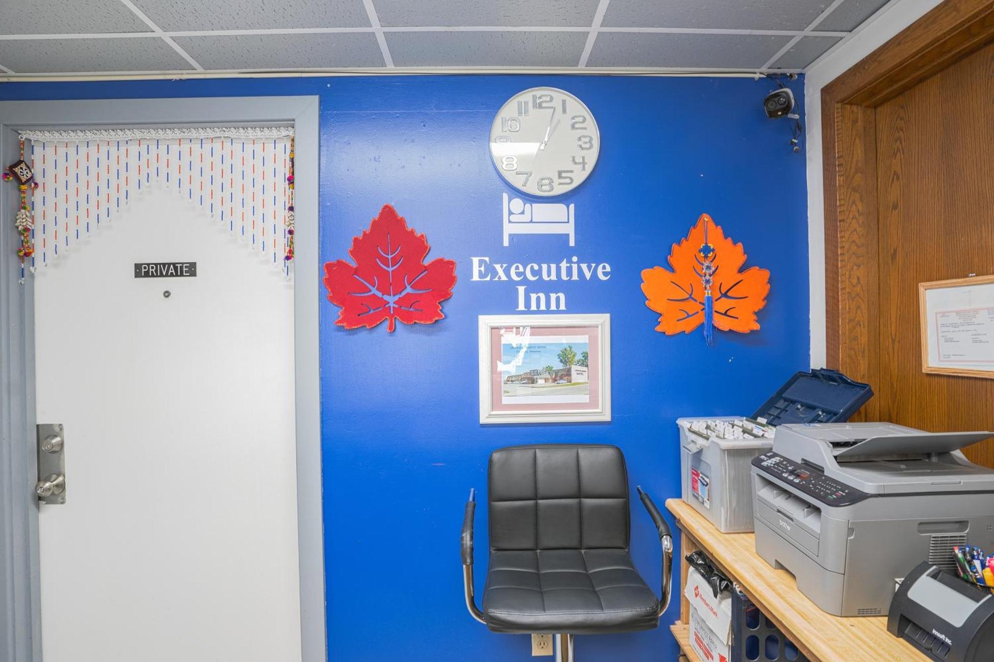 Executive Inn By Belvilla Owatonna Hwy 35 Екстер'єр фото